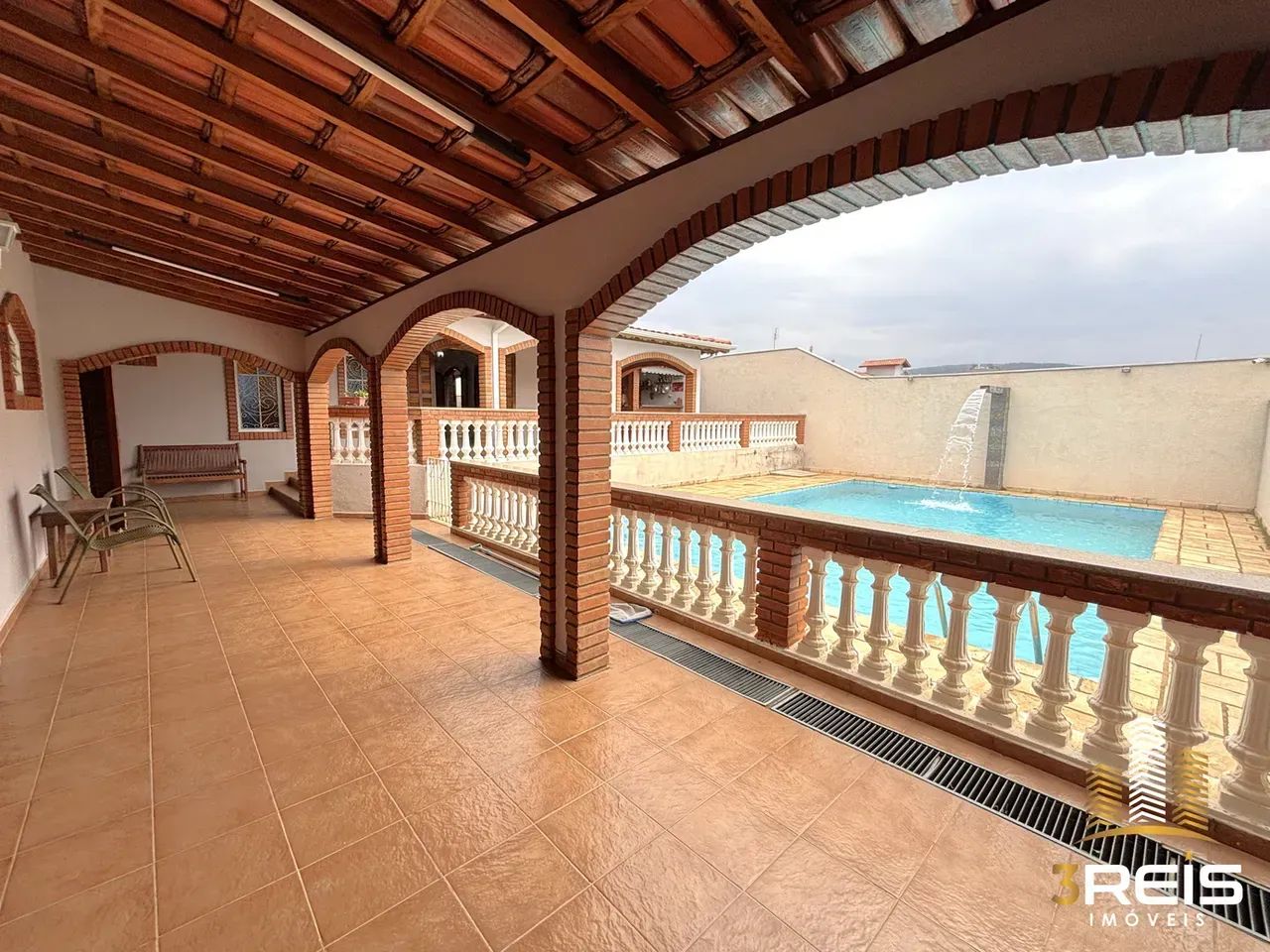 EXCELENTE CASA TÉRREA COM PISCINA E ÁREA GOURMET EM SOCORRO/SP - Foto 3