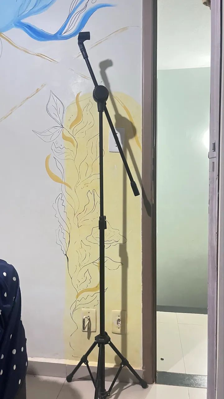 Pedestal para microfone 