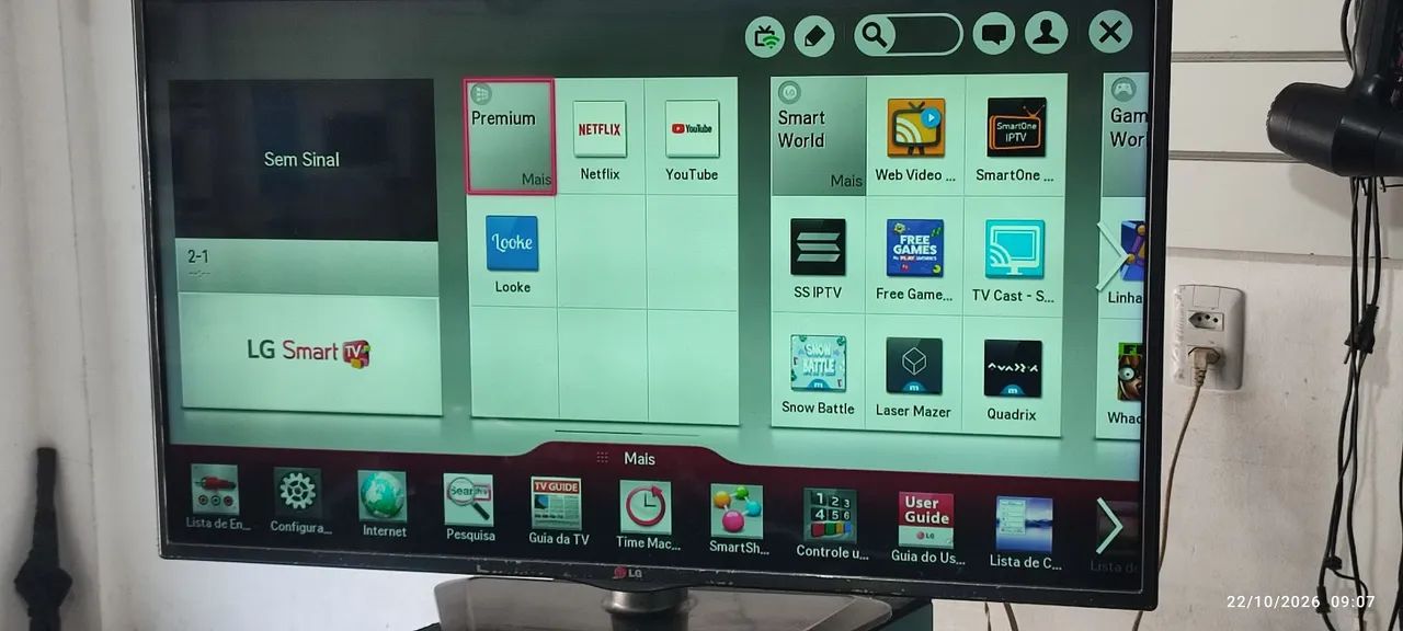 Smartv LG 42 polegadas com pé e controle!!! 