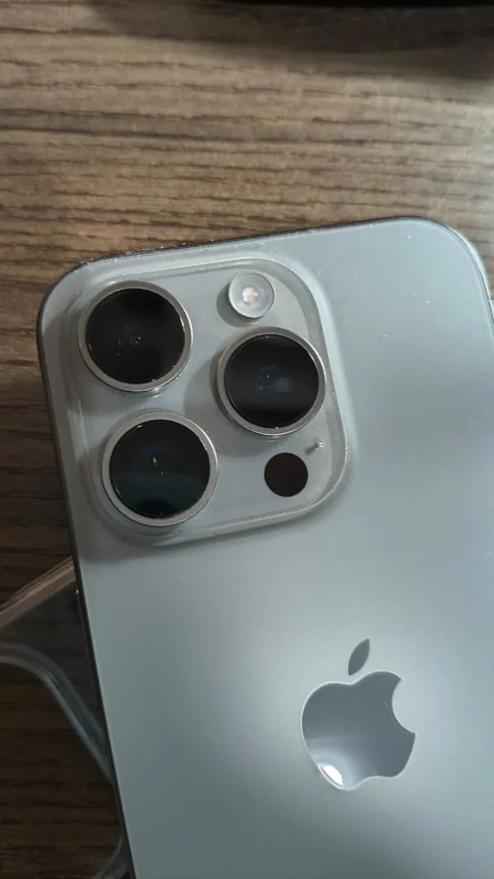 iPhone 15 PRO 256 + Apple Watch SE 2