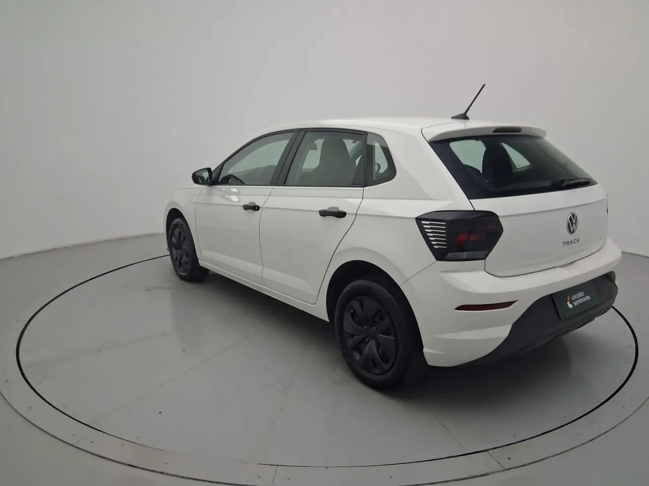 Volkswagen Polo Track 1.0 Flex 12V 5p, foto 3 de 18