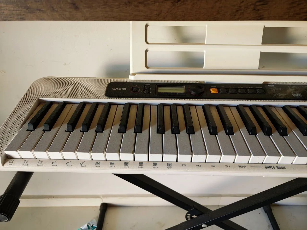 Teclado C ássio com suporte - Foto 2