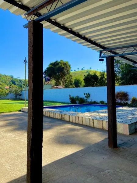 Granja com 1.050m2 em Belmiro Braga