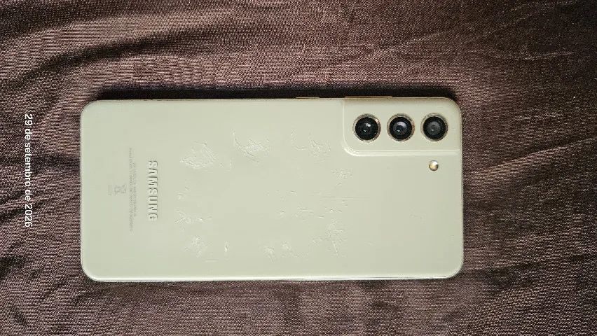 SAMSUNG S21 FE ORIGINAL (LISTRAS NA TELA) - Foto 5