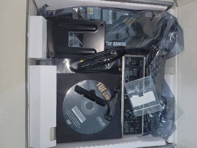 PLACA MÃE ASUS TUF B550 - LEIA A DESCRIÇÃO. - Foto 3