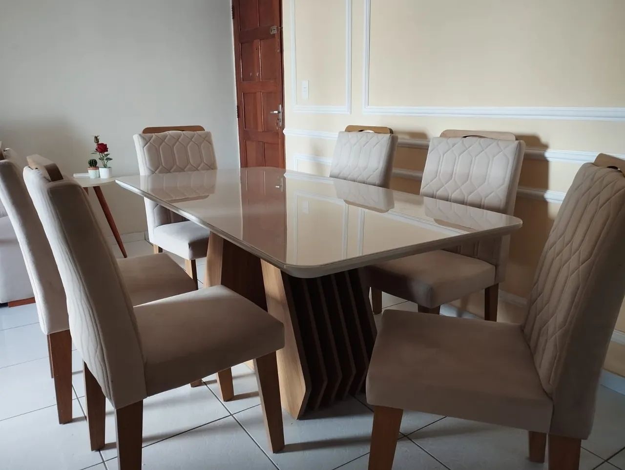 Conjunto de mesa com 6 cadeiras  - Foto 3