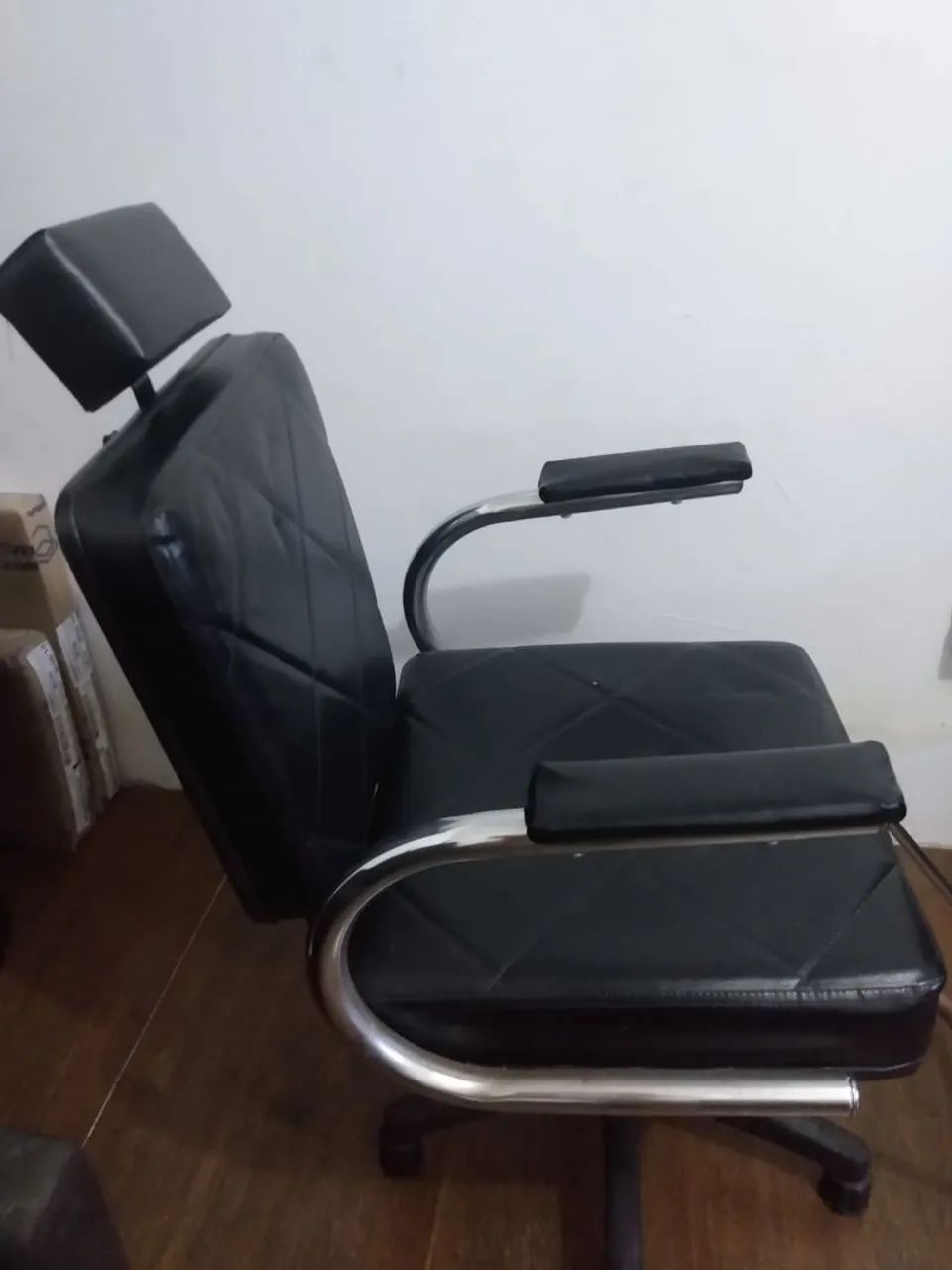 Cadeira cabeleleiro  - Foto 4