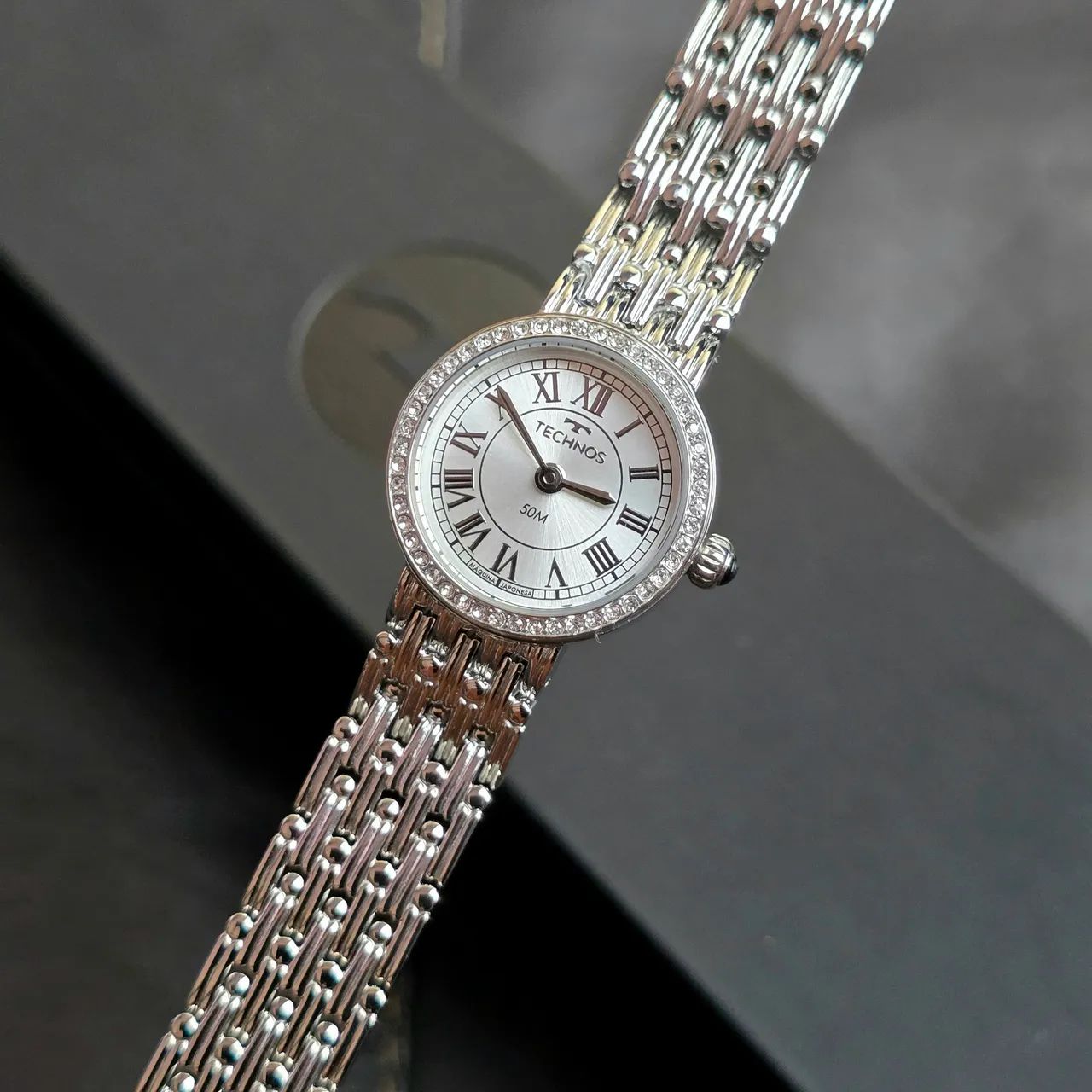 Relógio Technos Mini Joia 23mm Prata branco 2025LUX/1K - Foto 4