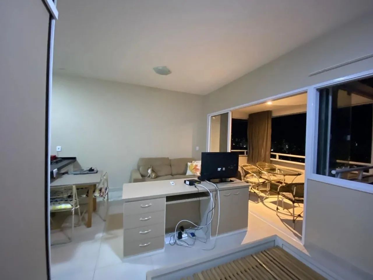 Alugo no Ed. Unique excelente apartamento / studio mobiliado - Bairro de Fátima - Foto 2