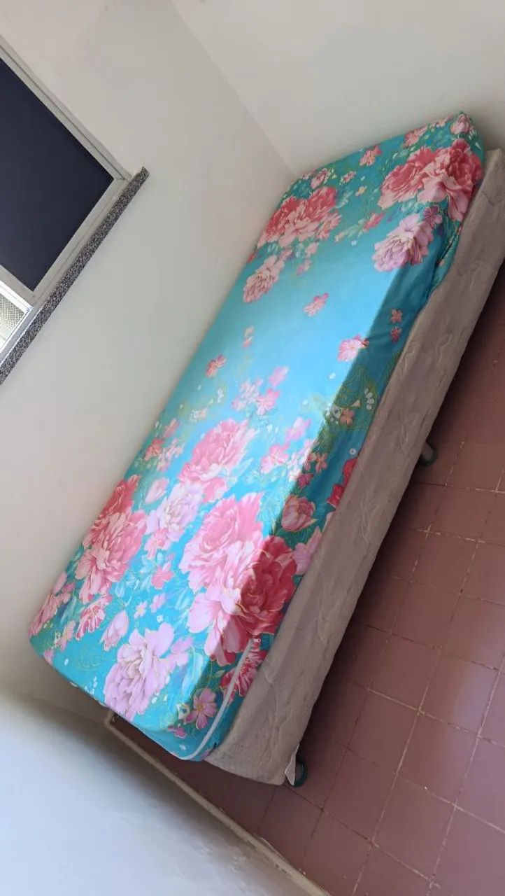 Cama de solteiro box