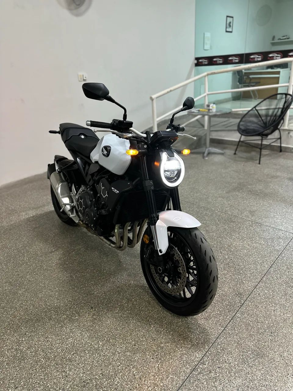 CB 1000R - Foto 2