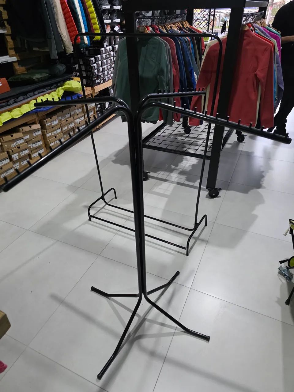 Arara de roupas  - Foto 3