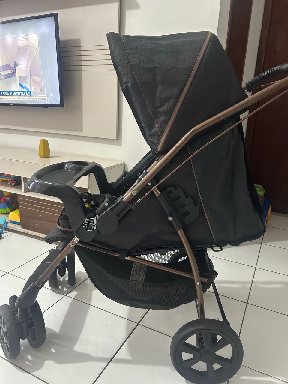 Carrinho de beb ê galzerano  - Foto 2