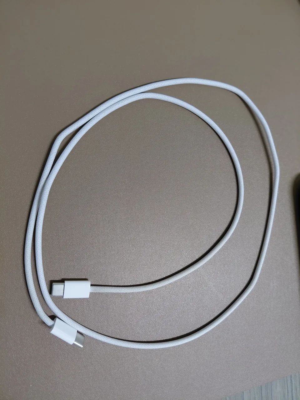 iPhone 16 pro  - Foto 2