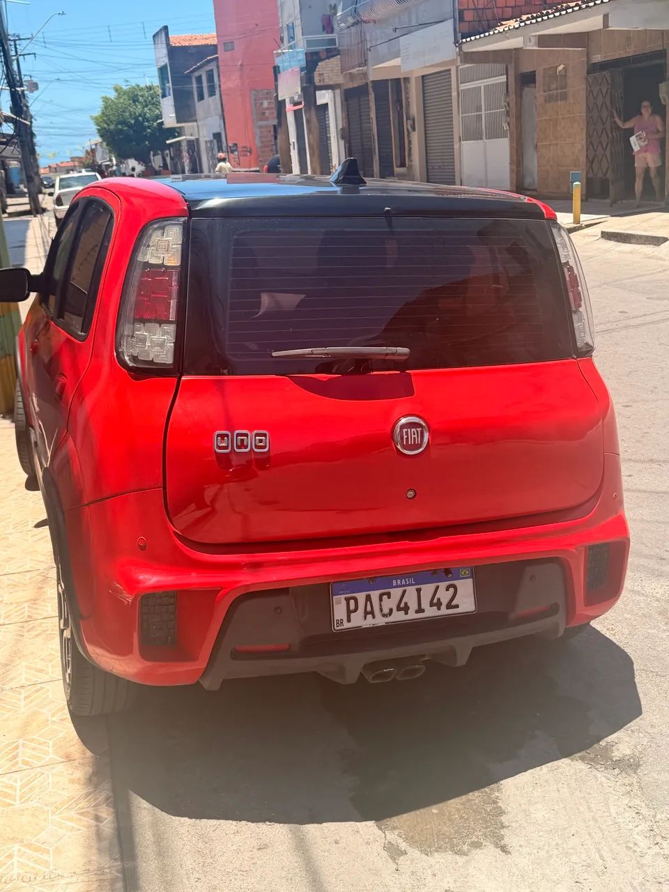 Fiat Uno Sporting 1.4 EVO Fire Flex 8V 4P 2015 - Foto 2