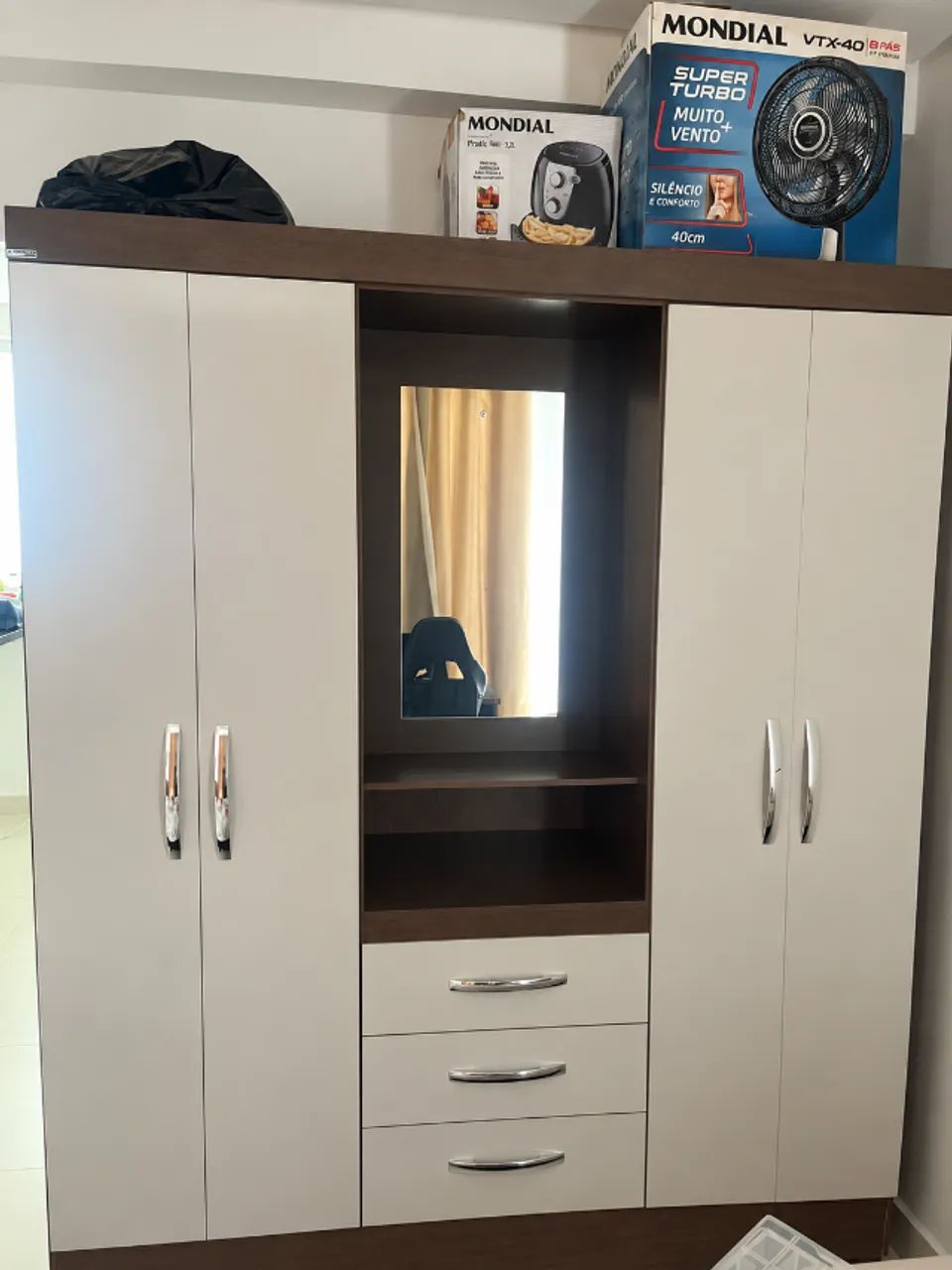 Guarda roupa