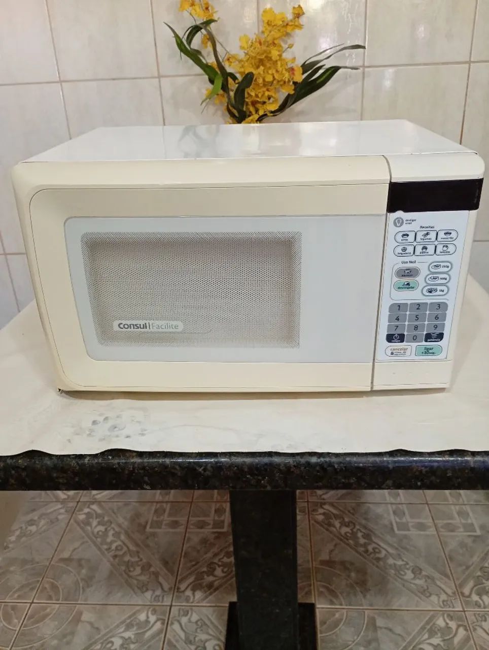 Microondas Cônsul 26 LTS conservado. - Foto 2