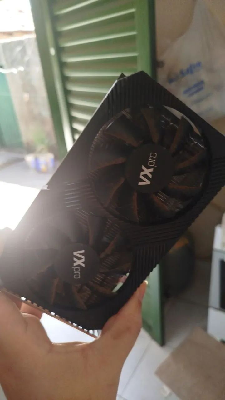 Rx 550 4gb GDDR5 - FUNCIONANDO PERFEITAMENTE  - Foto 2