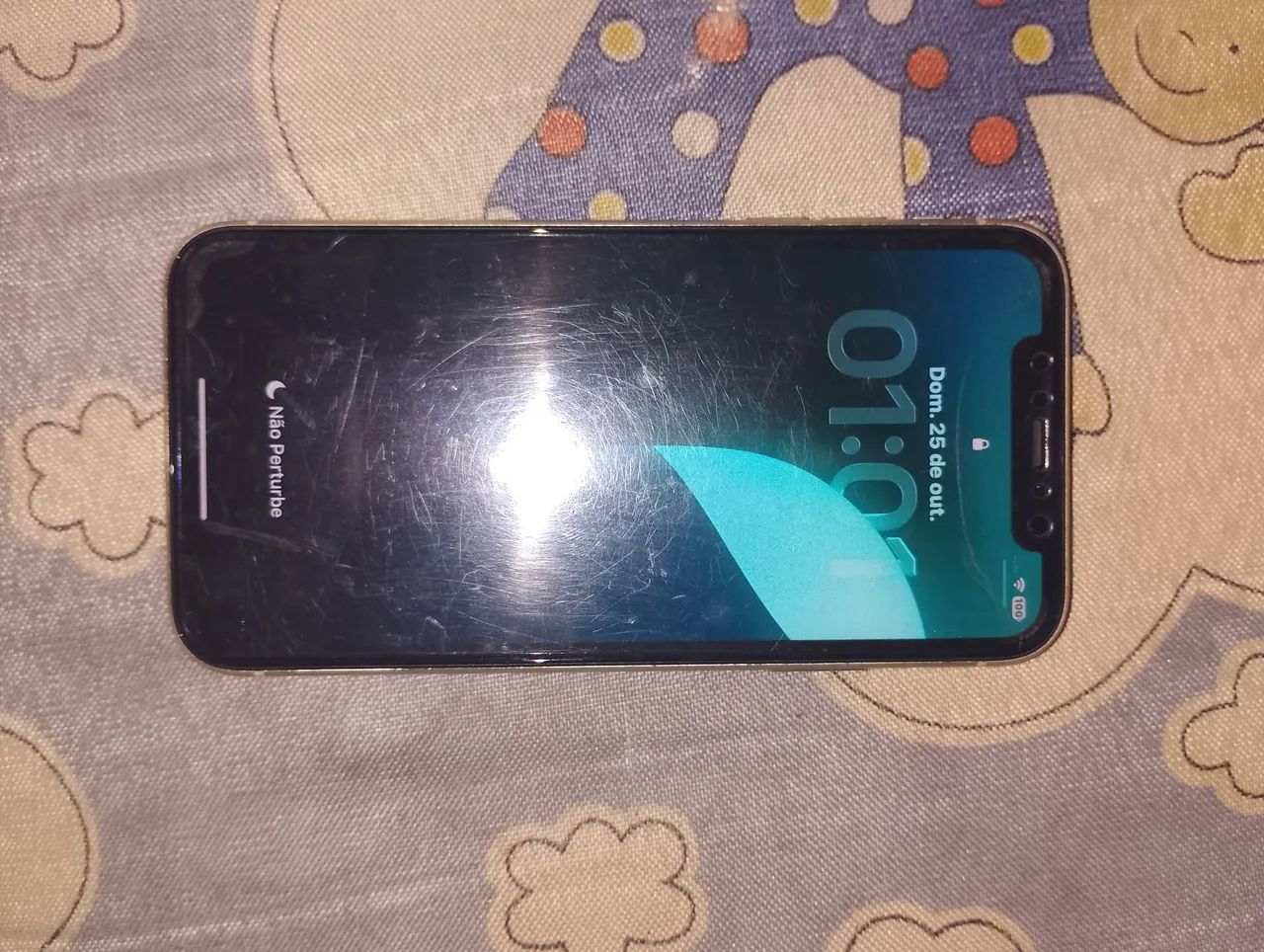 iPhone 11 em excelente estado 