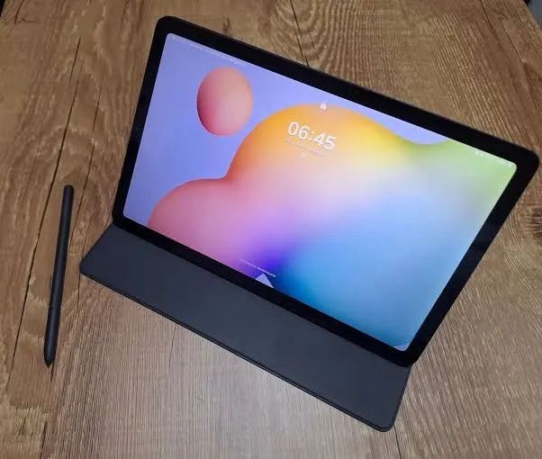 Tablet s6 lite com caneta e capa