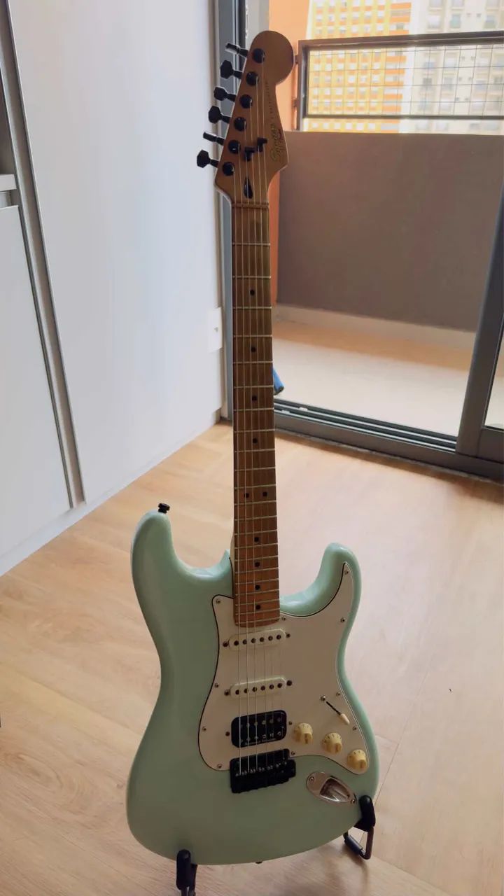 Guitarra Classic Vibe muito nova e com Upgrades  - Foto 2