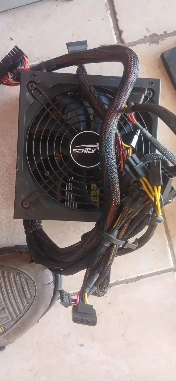 ? FONTE ATX 500W SENTEX BRP500 - POTÊNCIA E CUSTO BENEFÍCIO - Foto 2