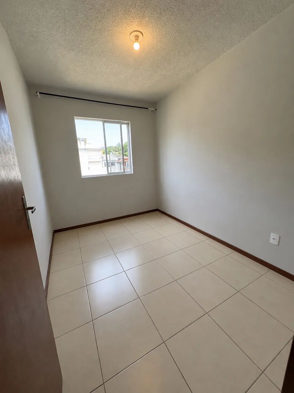 ALUGUEL - Apartamento 2 QUARTOS semi-mobiliado  - Foto 5
