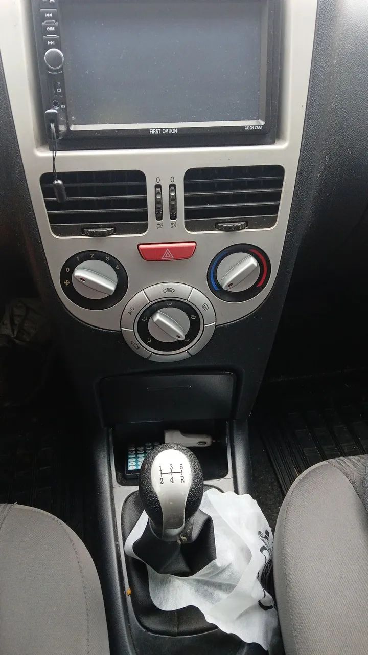 Chery Celer Hatch 1.5 16V Flex 5P 2015 - Foto 2
