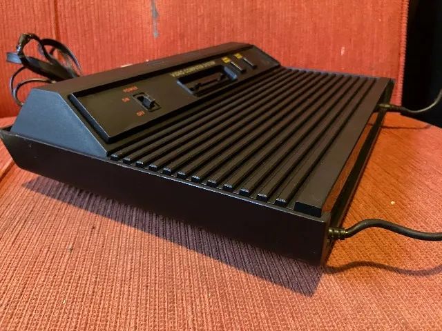 Atari 2600 Com 1 Jogo - Funcionando (LEIA) - Foto 2