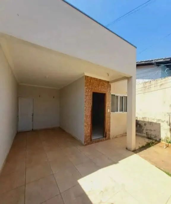 VENDO OTIMA CASA EM CASTELO BRANCO CARIACICA