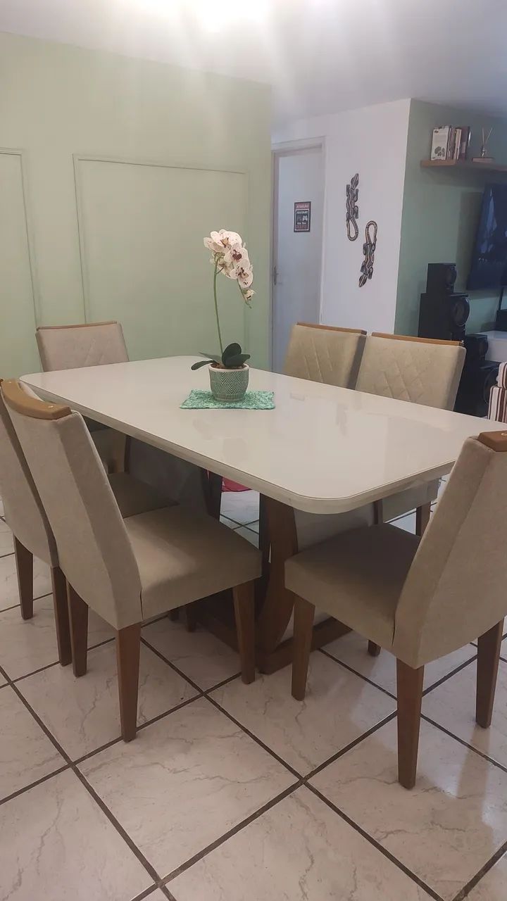 Mesa de seis lugares  - Foto 2