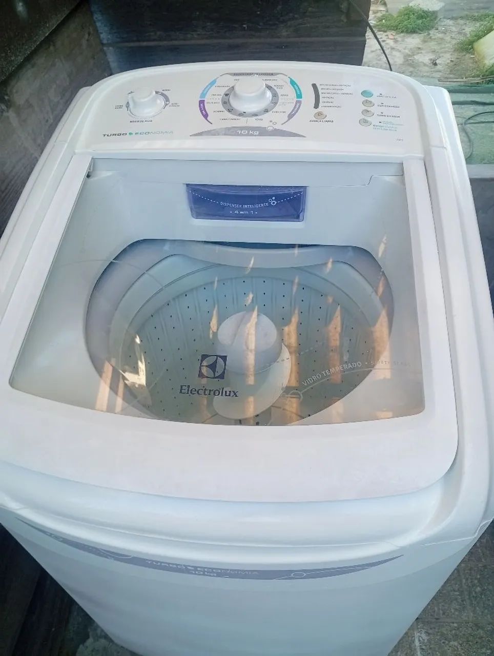 Máquina de lavar roupa Electrolux 10kg funcionando perfeitamente 