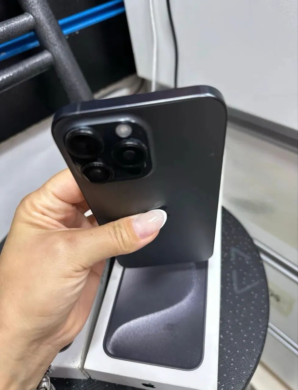 iPhone 15 pro Max - Foto 4