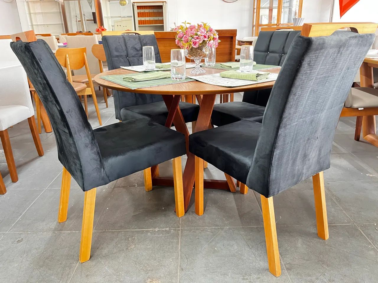 Mesa de jantar nova  - Foto 2