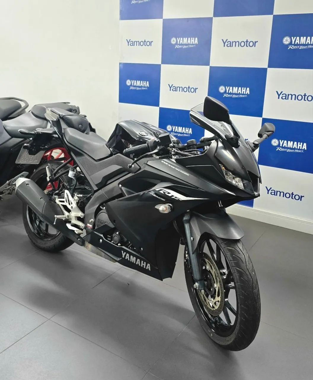 YZF R15 ABS - Foto 2