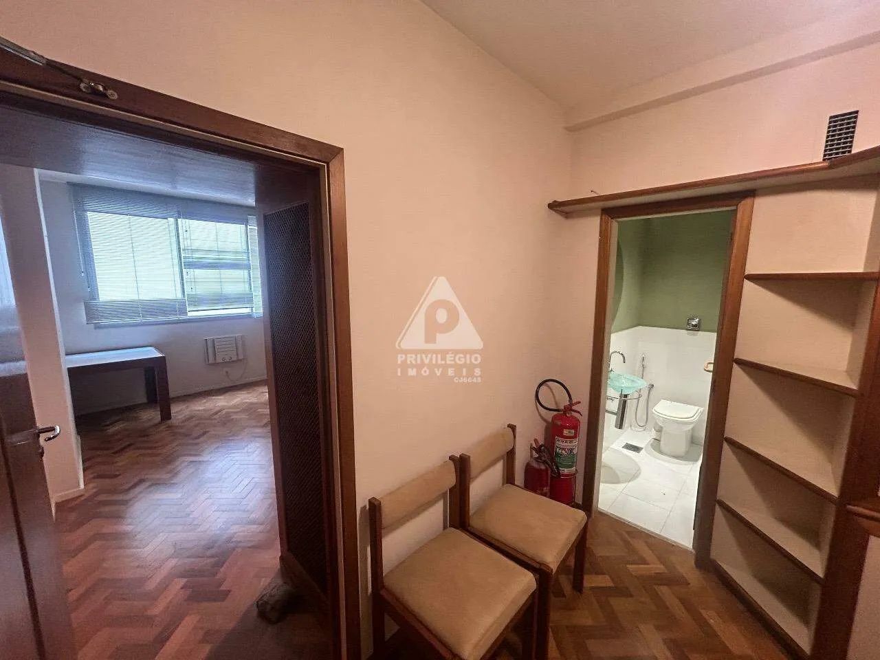Sala comercial com vaga na escritura em Ipanema - Foto 4