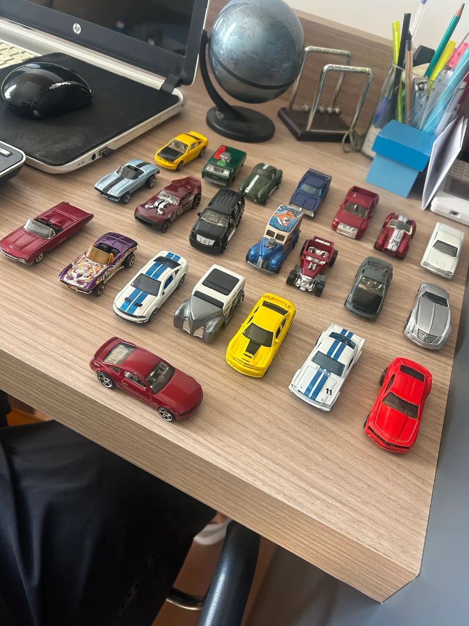 Lote Miniaturas Hot Wheels - Foto 2