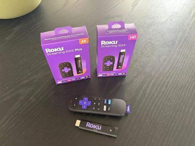Roku Stick TV - Aparelho Transforma TV em Smart - com controle remoto por comando de voz - Foto 2