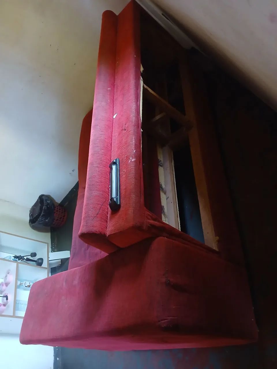 Vendo dois sofás grandes de 3 lugares cada - Foto 4