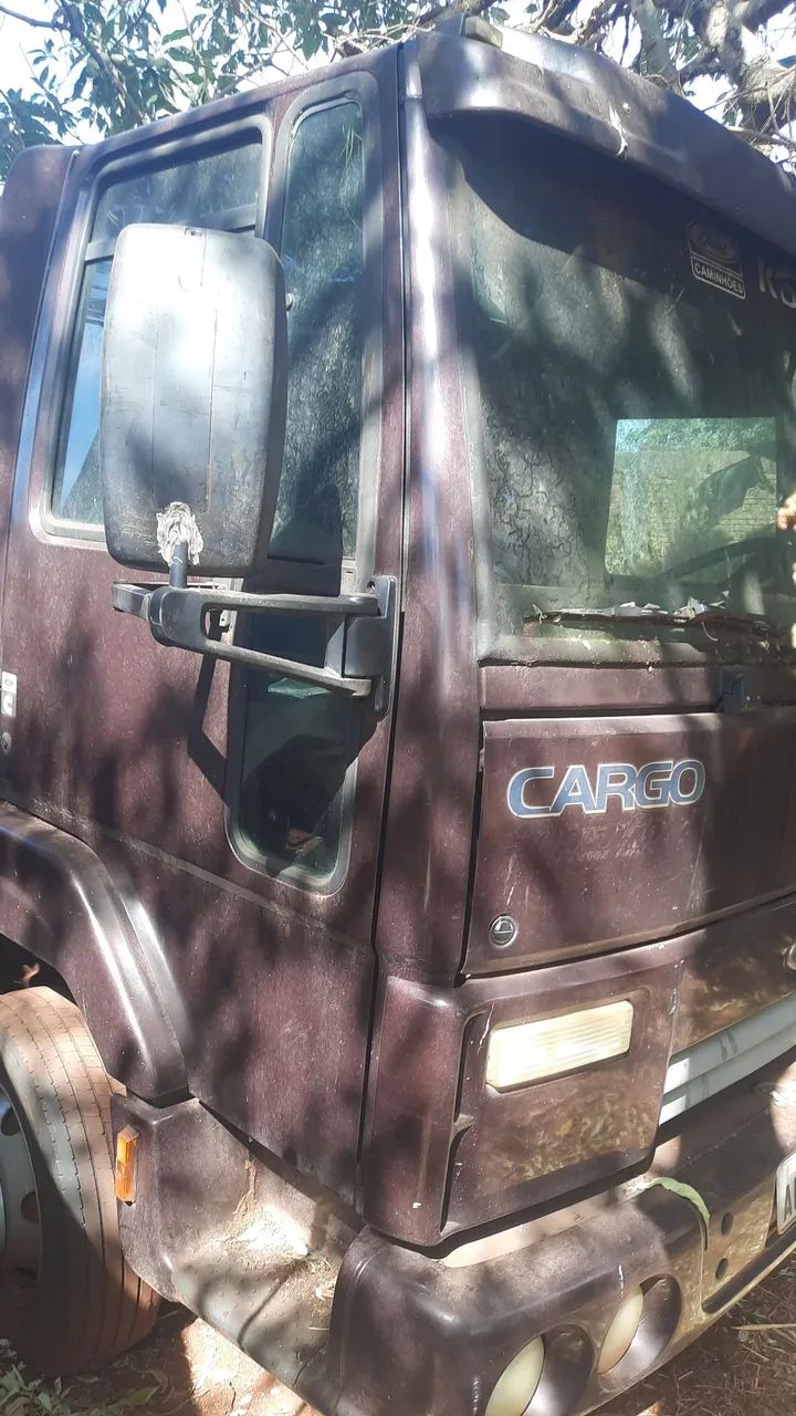 FORD 712, ano 2011