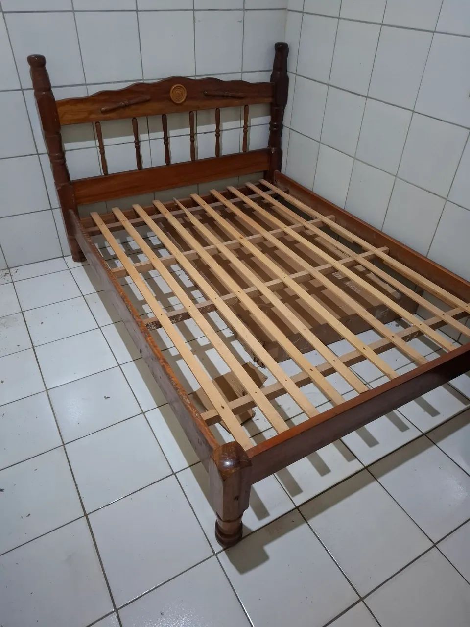 Cama de madeira maciça ( Casal) - Foto 5