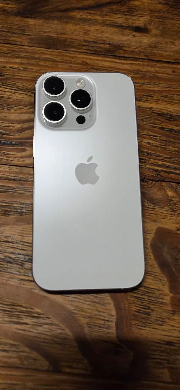 Iphone 16 pro 128gb 90% saude IMPECAVEL