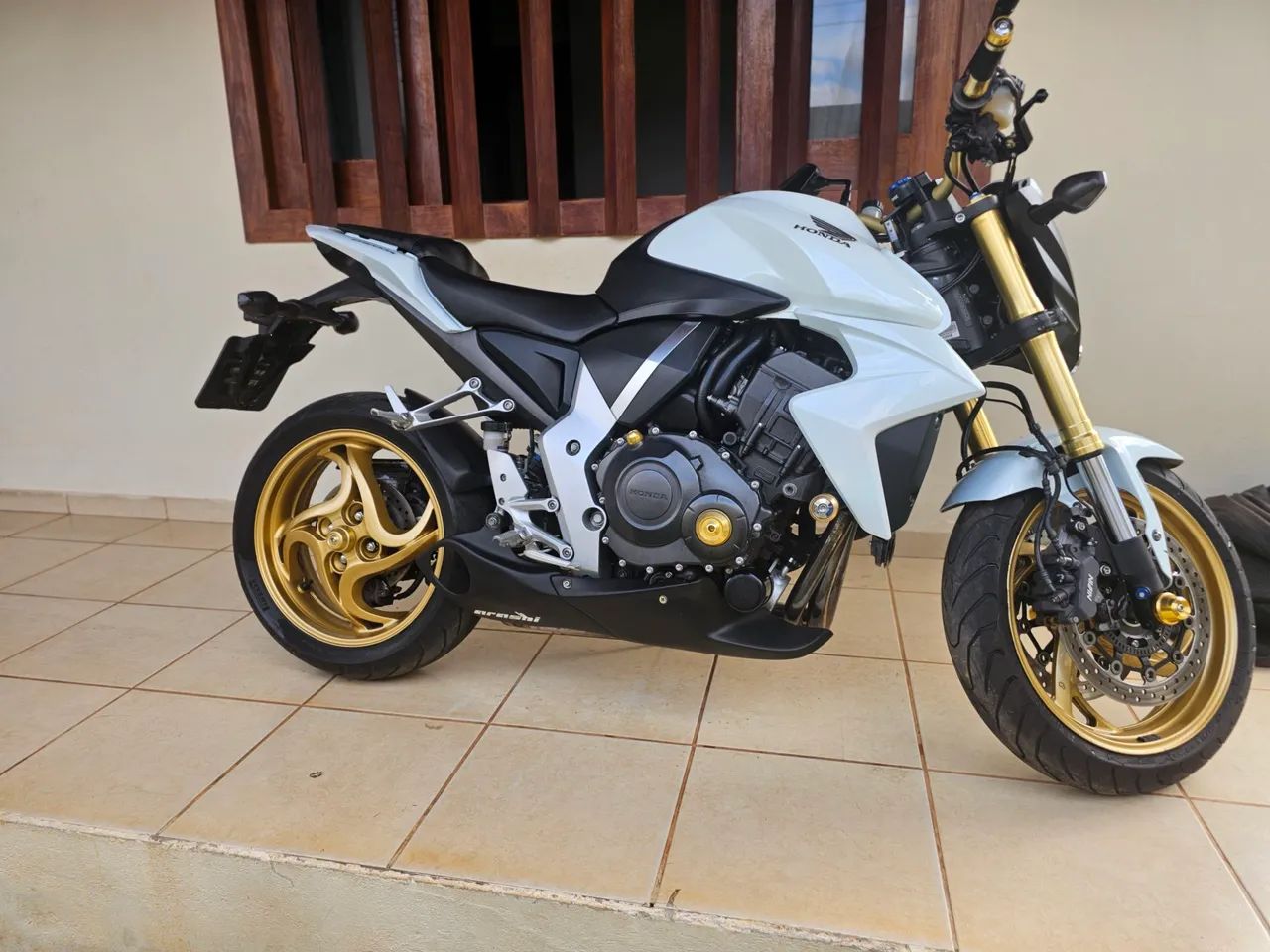 CB1000R 2014 - Foto 3