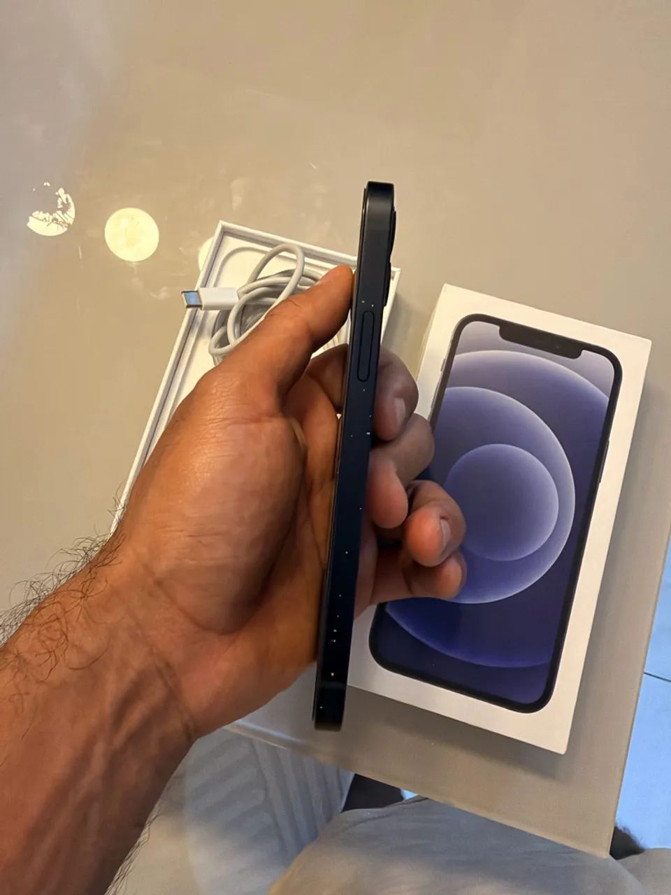 iPhone 12 - 64g usado com caixa - Foto 3