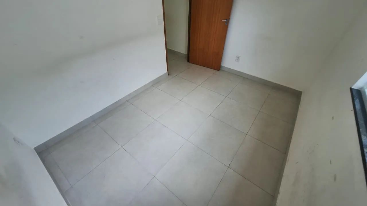 Alugel em Vista Alegre, Av. Brás de Pina, 2 quartos, sala, cozinha e banheiro. - Foto 12
