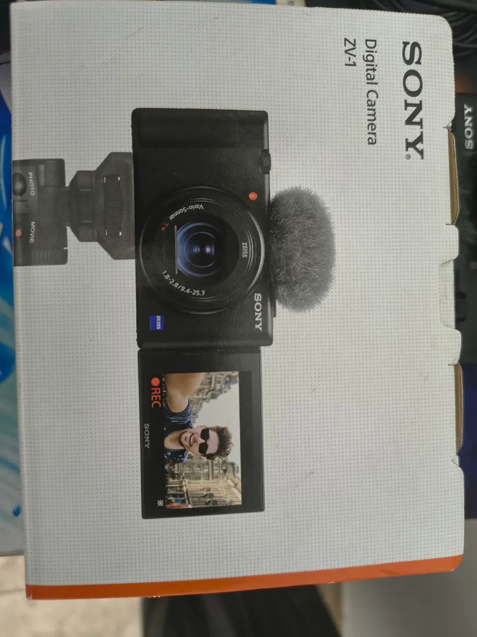 Sony ZV-1 