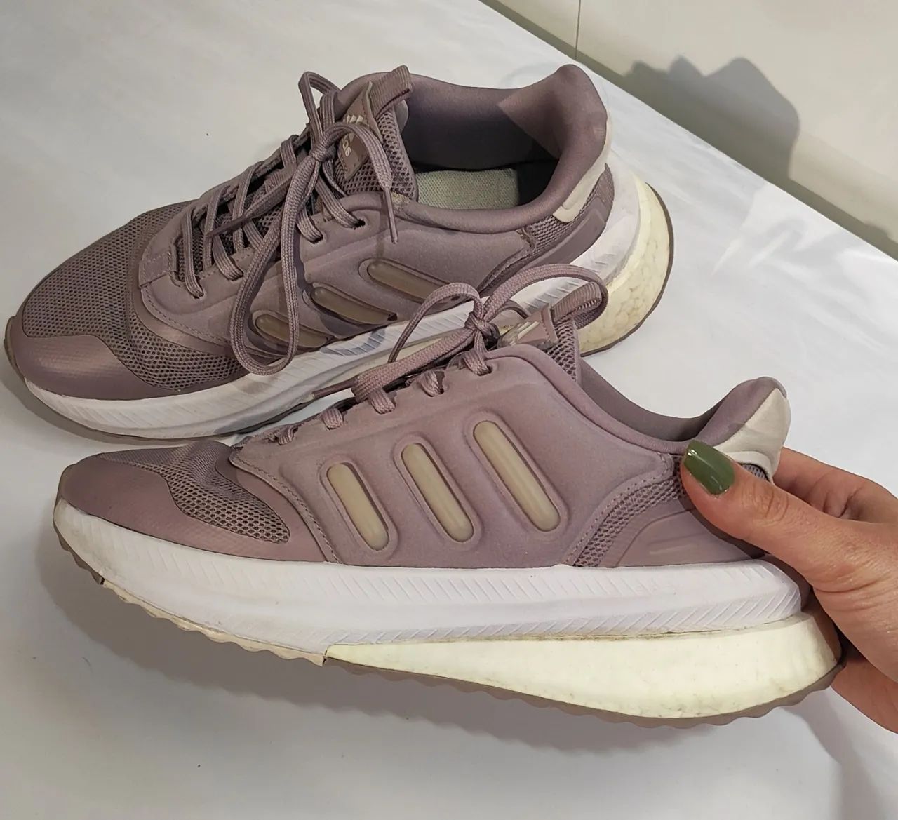 Tênis Adidas 