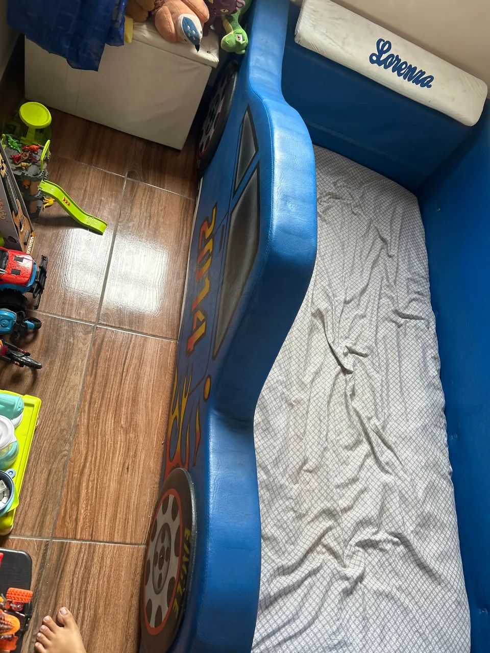 Cama de carro acolchoada 