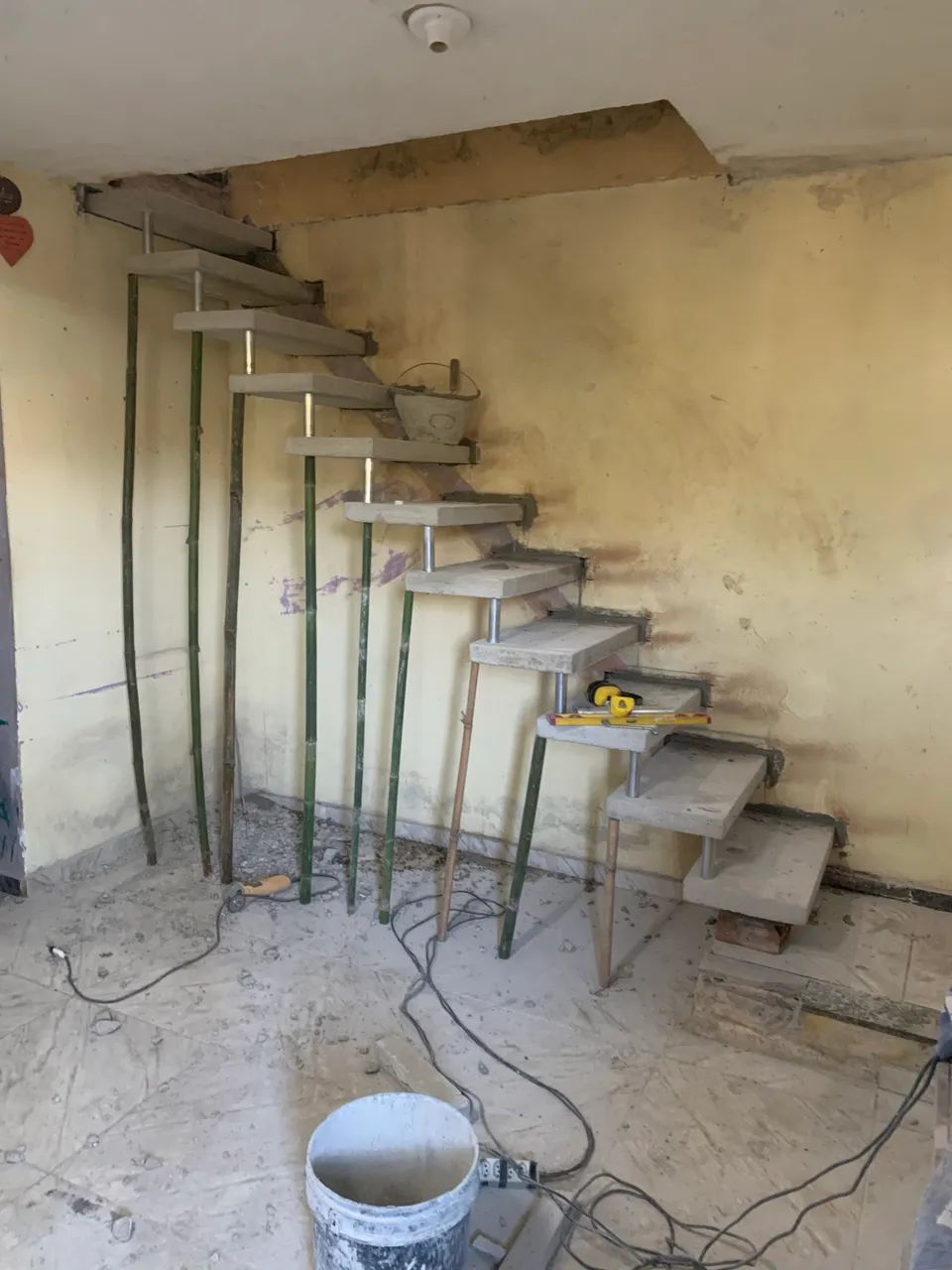 Escadas e reparos  - Foto 4