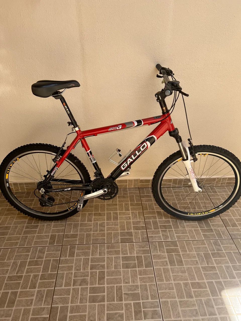 Bicicleta Aro 26 com 21 marchas  - Foto 3